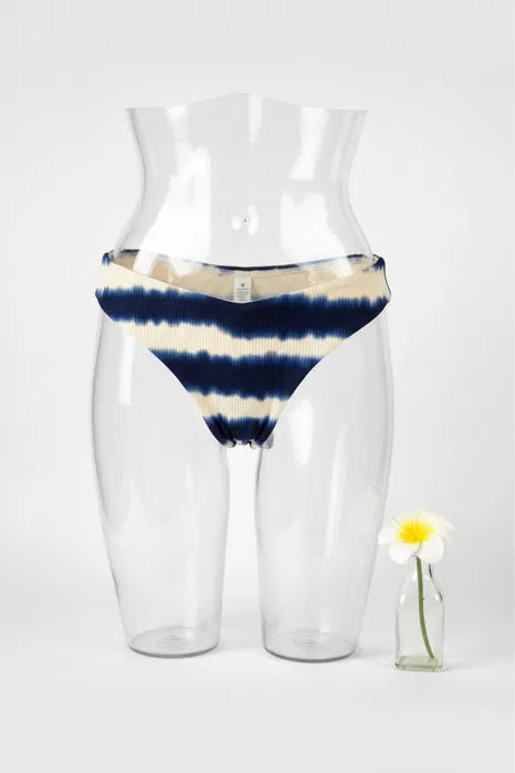 Nowy dół od bikini Triumph Summer Fizz Rio Brief