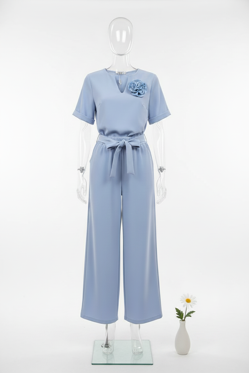 Elegancki komplet damski – bluzka z różą i spodnie wide leg